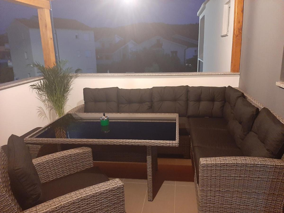 Apartman Mate Lopar Bagian luar foto
