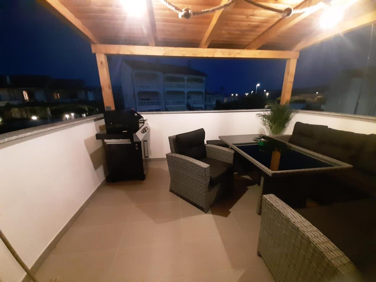 Apartman Mate Lopar Bagian luar foto